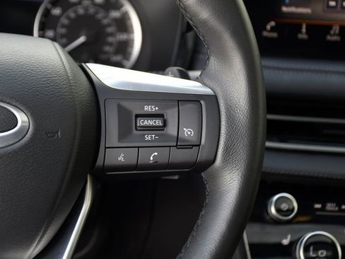 Used 2025 INFINITI QX60 Pure w/ Cargo Package image 9