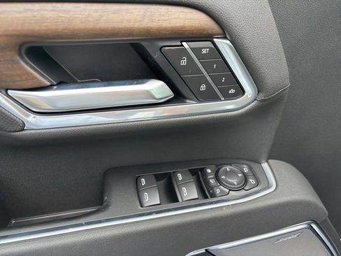 New 2026 Chevrolet Silverado 3500 High Country w/ High Country Premium Package AWD/4WD image 32