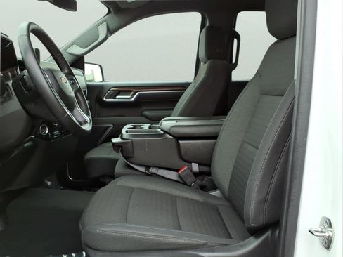 Used 2026 Chevrolet Silverado 1500 LT image 13