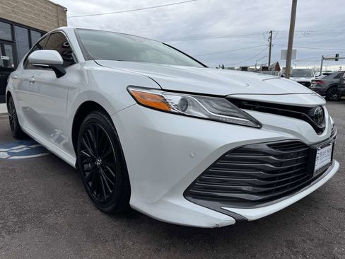Used 2019 Toyota Camry XLE w/ Driver Assist Package image 3