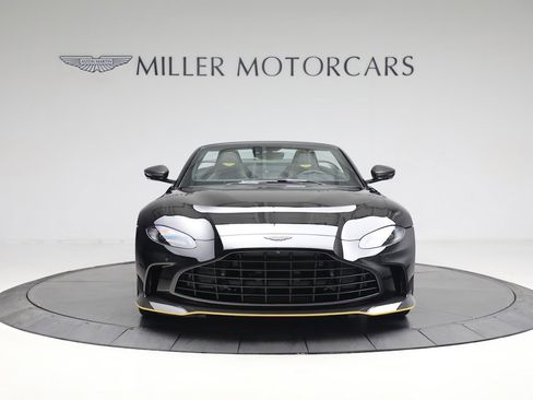 Used 2023 Aston Martin V12 Vantage Roadster image 11
