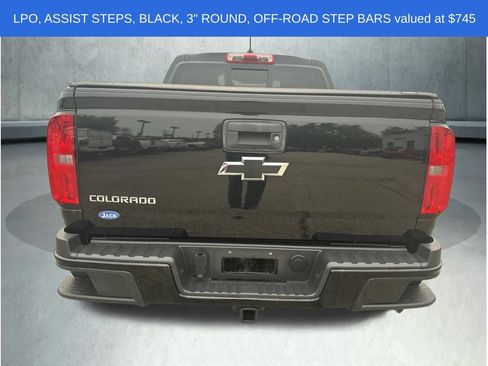Used 2017 Chevrolet Colorado Z71 AWD/4WD image 6