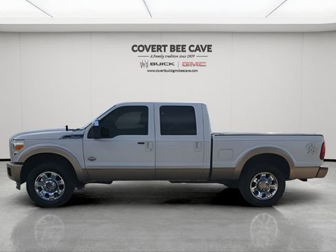 Used 2014 Ford F250 King Ranch w/ King Ranch w/Chrome Package image 5