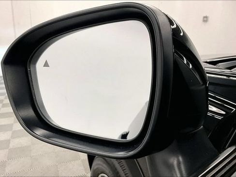 Used 2026 Nissan Rogue SV AWD/4WD image 37