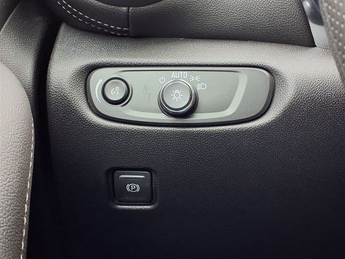 New 2026 Chevrolet Blazer LT image 14