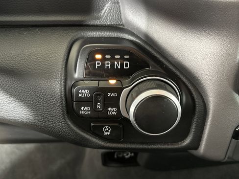 Used 2022 RAM 1500 Big Horn image 25