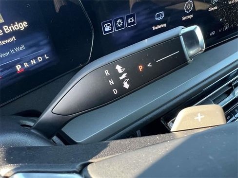 Certified 2025 Chevrolet Traverse LT image 29