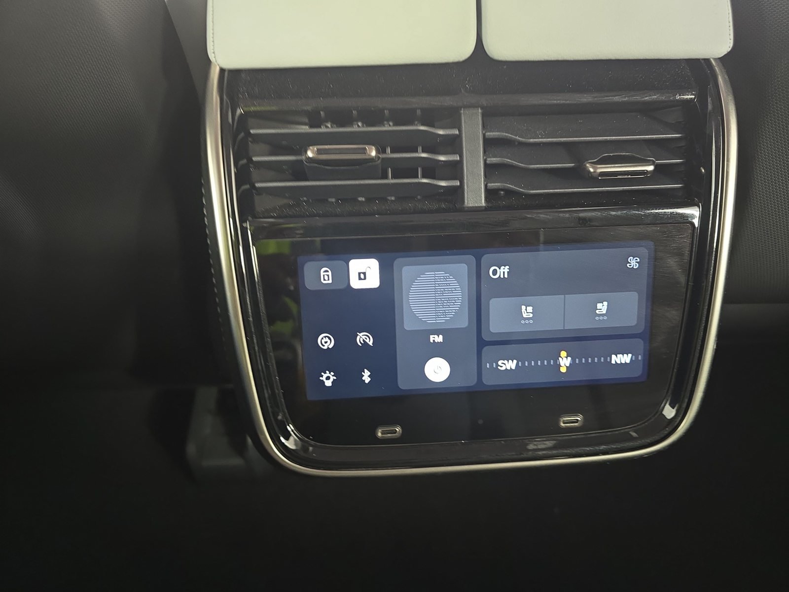 Used 2023 Rivian R1S Launch Edition Quad AWD/4WD image 30