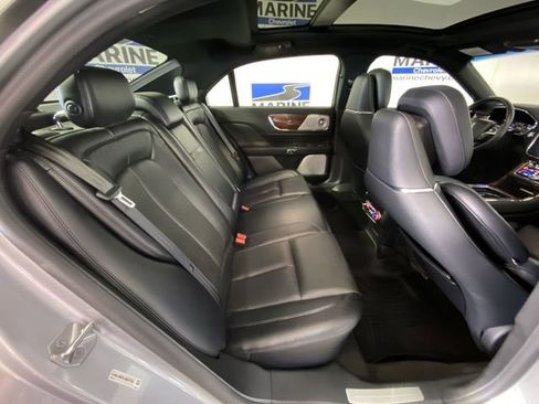 Used 2020 Lincoln Continental Reserve w/ Luxury Package AWD/4WD image 34