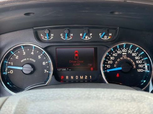 Used 2014 Ford F150 XLT w/ Equipment Group 302A Luxury RWD image 22