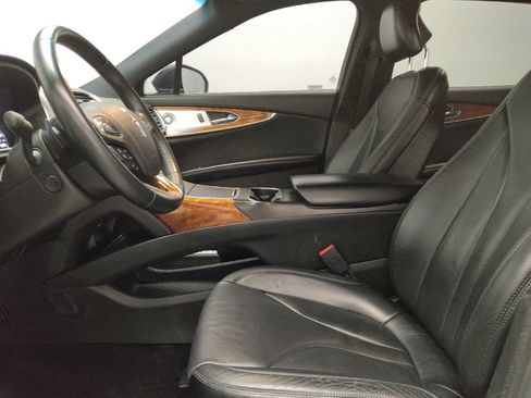 Used 2016 Lincoln MKX Reserve w/ Luxury Package AWD/4WD image 17