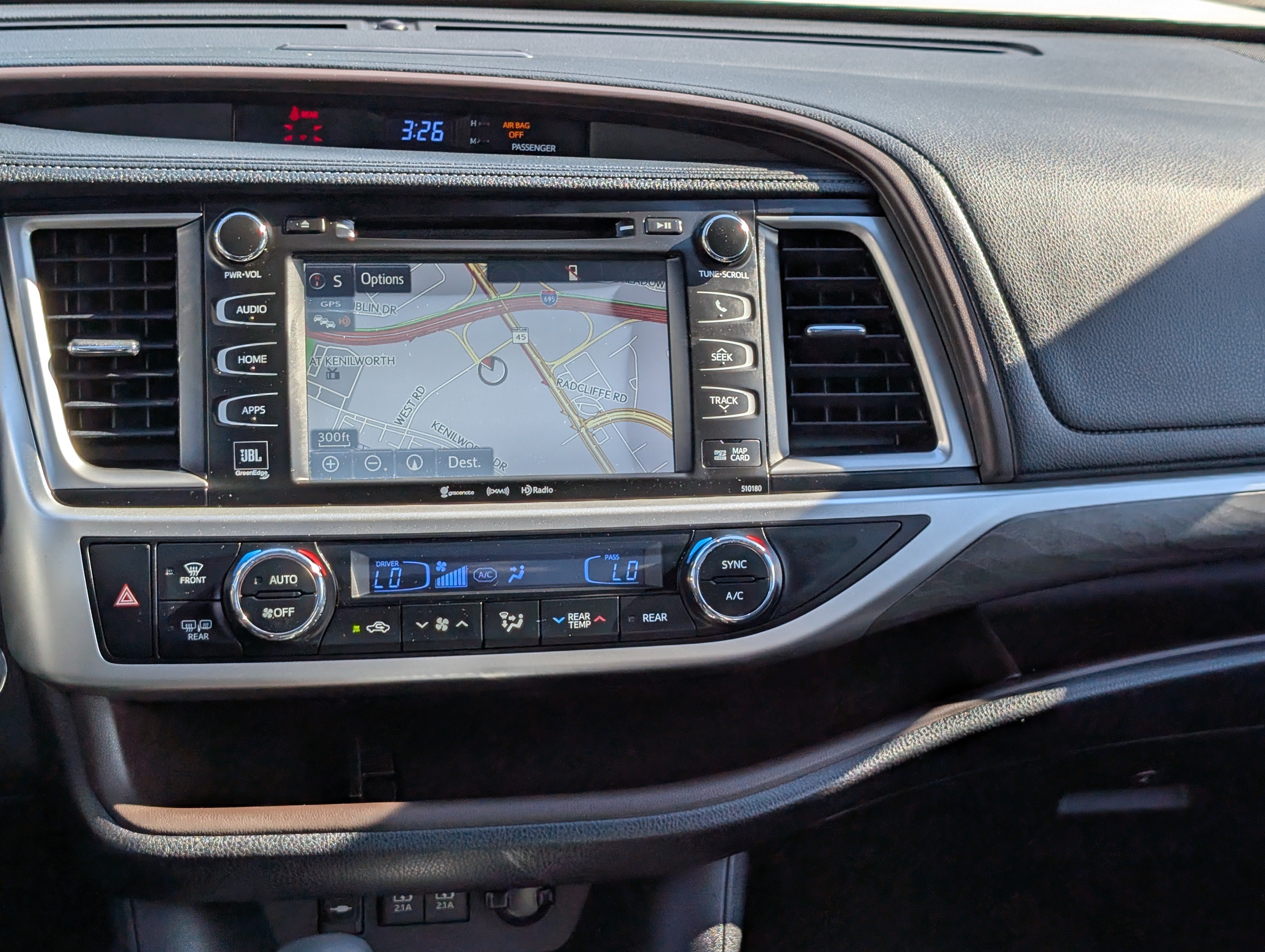 Used 2017 Toyota Highlander Limited Platinum w/ Carpet Mat Package AWD/4WD image 20