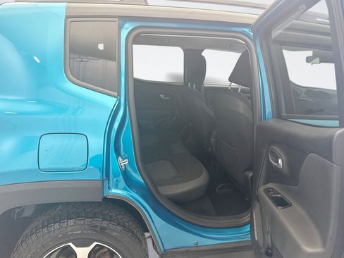 Used 2020 Jeep Renegade Trailhawk AWD/4WD image 20
