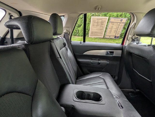 Used 2015 Lincoln MKX FWD image 28