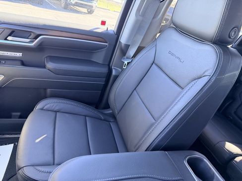 New 2026 GMC Sierra 1500 Denali w/ Denali Reserve Package image 29