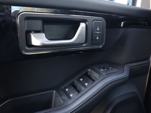 Used 2024 INEOS Grenadier Fieldmaster Edition image 19