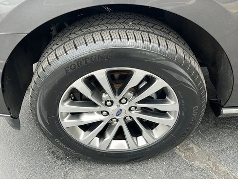 Used 2018 Ford Expedition Max Limited w/ Equipment Group 301A image 9