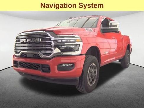 Used 2026 RAM 2500 Laramie AWD/4WD image 4