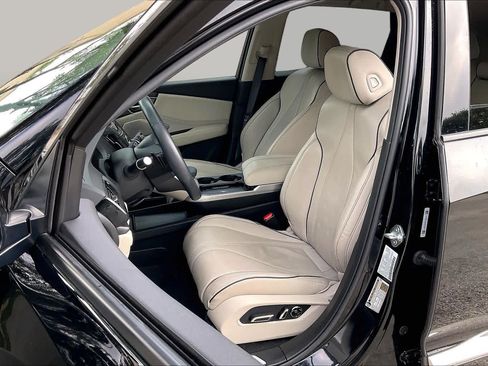 Used 2025 Acura RDX w/ Advance Package AWD/4WD image 9