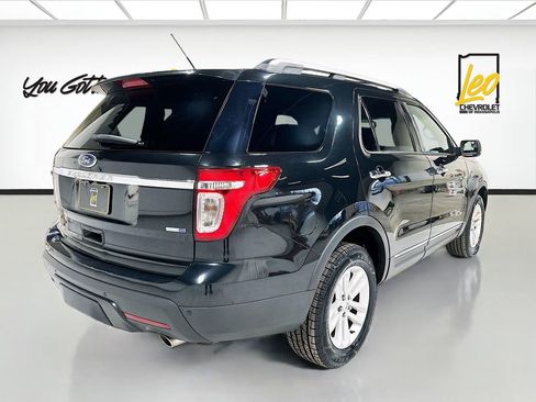 Used 2014 Ford Explorer XLT w/ Equipment Group 202A image 5