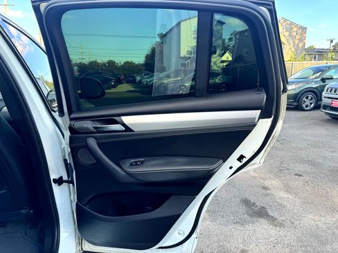 Used 2016 BMW X4 M40i image 16