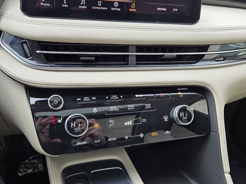 Certified 2025 INFINITI QX60 Pure image 25