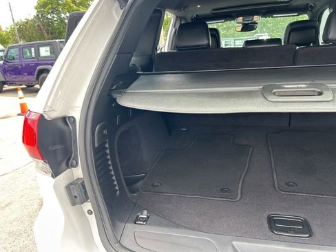 Used 2020 Jeep Grand Cherokee Limited image 30