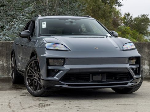 New 2025 Porsche Macan Turbo Electric image 6
