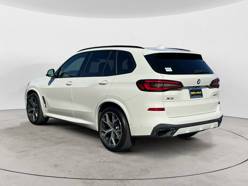 Used 2022 BMW X5 xDrive40i w/ M Sport Package AWD/4WD image 7