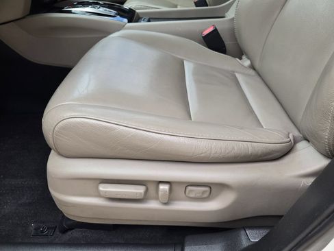 Used 2017 Honda Pilot Touring image 19