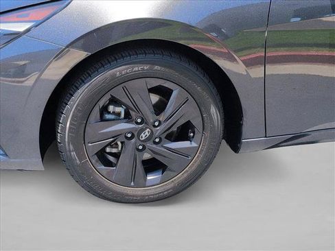 Used 2021 Hyundai Elantra SEL FWD image 26