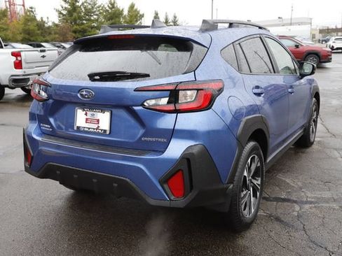Used 2025 Subaru Crosstrek 2.5i Premium AWD/4WD image 3