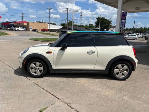 Used 2016 MINI Cooper 2-Door Hardtop FWD image 4