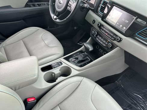 Used 2019 Kia Niro EX Premium w/ Sunroof Package image 16