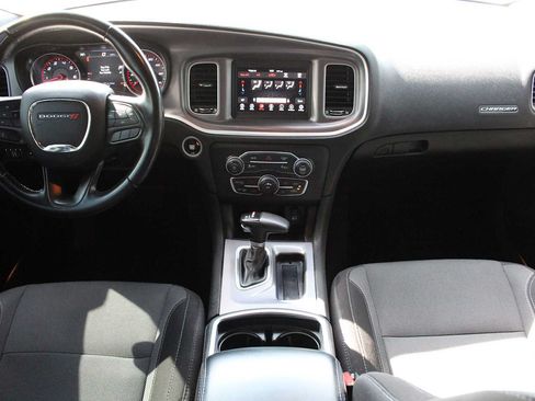 Used 2022 Dodge Charger SXT RWD image 23