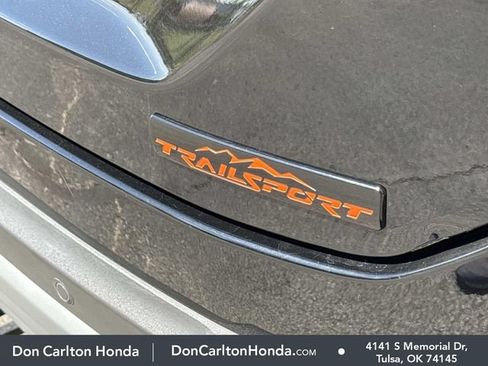 Used 2025 Honda Pilot TrailSport image 7
