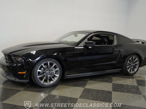Used 2012 Ford Mustang GT Premium RWD image 7