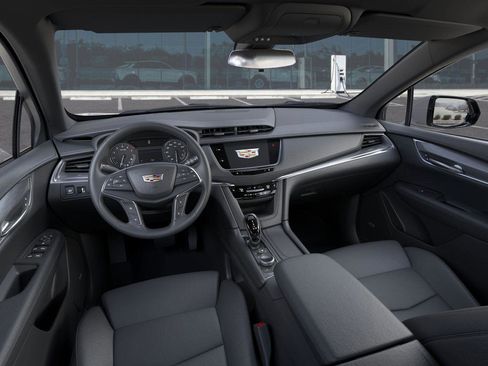 New 2025 Cadillac XT5 Luxury w/ LPO, Floor Liner Package AWD/4WD image 16