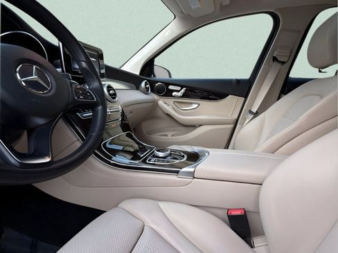 Used 2017 Mercedes-Benz GLC 300 image 11