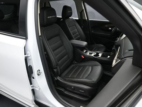 Used 2022 GMC Terrain Denali image 30