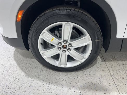 New 2026 Chevrolet Blazer LT w/ LPO, Black Sport Package image 29