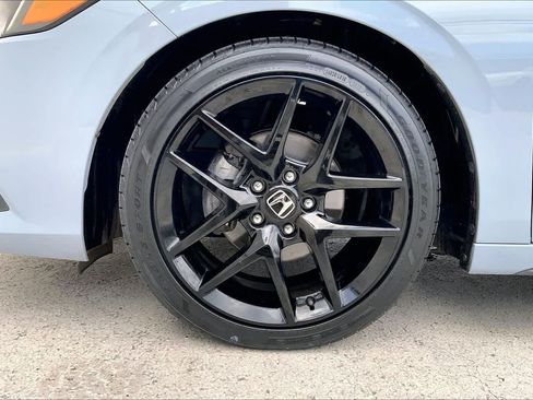 Used 2022 Honda Civic Sport image 8