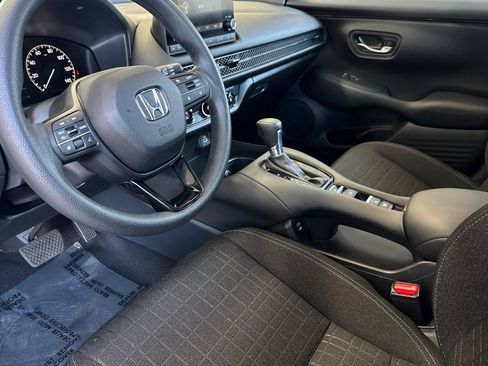 Certified 2024 Honda HR-V LX image 10