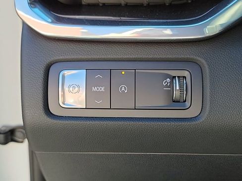 Used 2025 GMC Acadia Denali w/ Super Cruise Package image 15