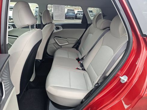 Used 2022 Kia Soul LX w/ Technology Package FWD image 21