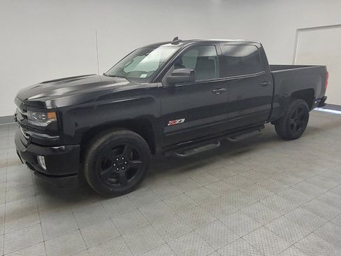 Used 2016 Chevrolet Silverado 1500 LTZ Z71 w/ Realtree Edition image 2