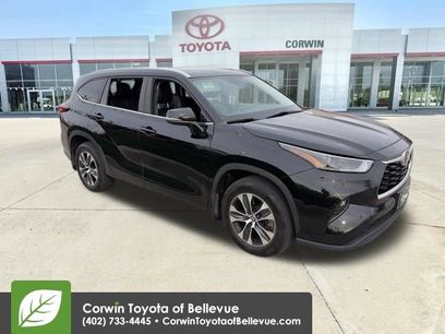 Used 2023 Toyota Highlander XLE