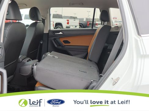 Used 2019 Volkswagen Tiguan SE image 29