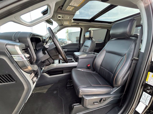Used 2026 Ford F350 Lariat w/ Black Appearance Package AWD/4WD image 29