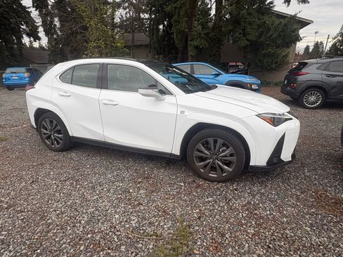 Used 2024 Lexus UX 250h F Sport image 1